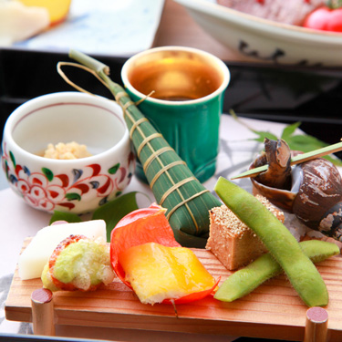 写真：京会席の前菜各種
